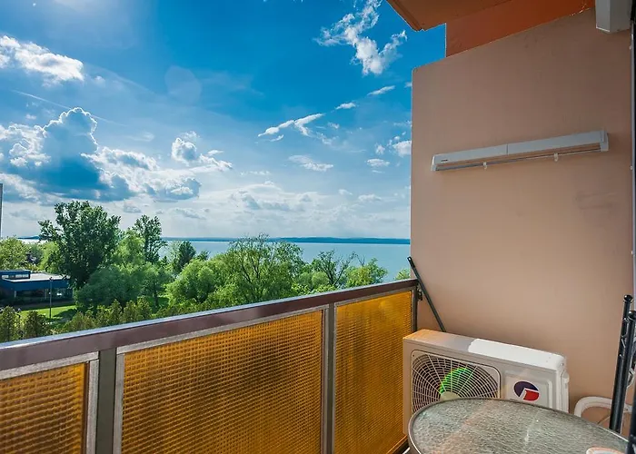 アパート Milan シオーフォク